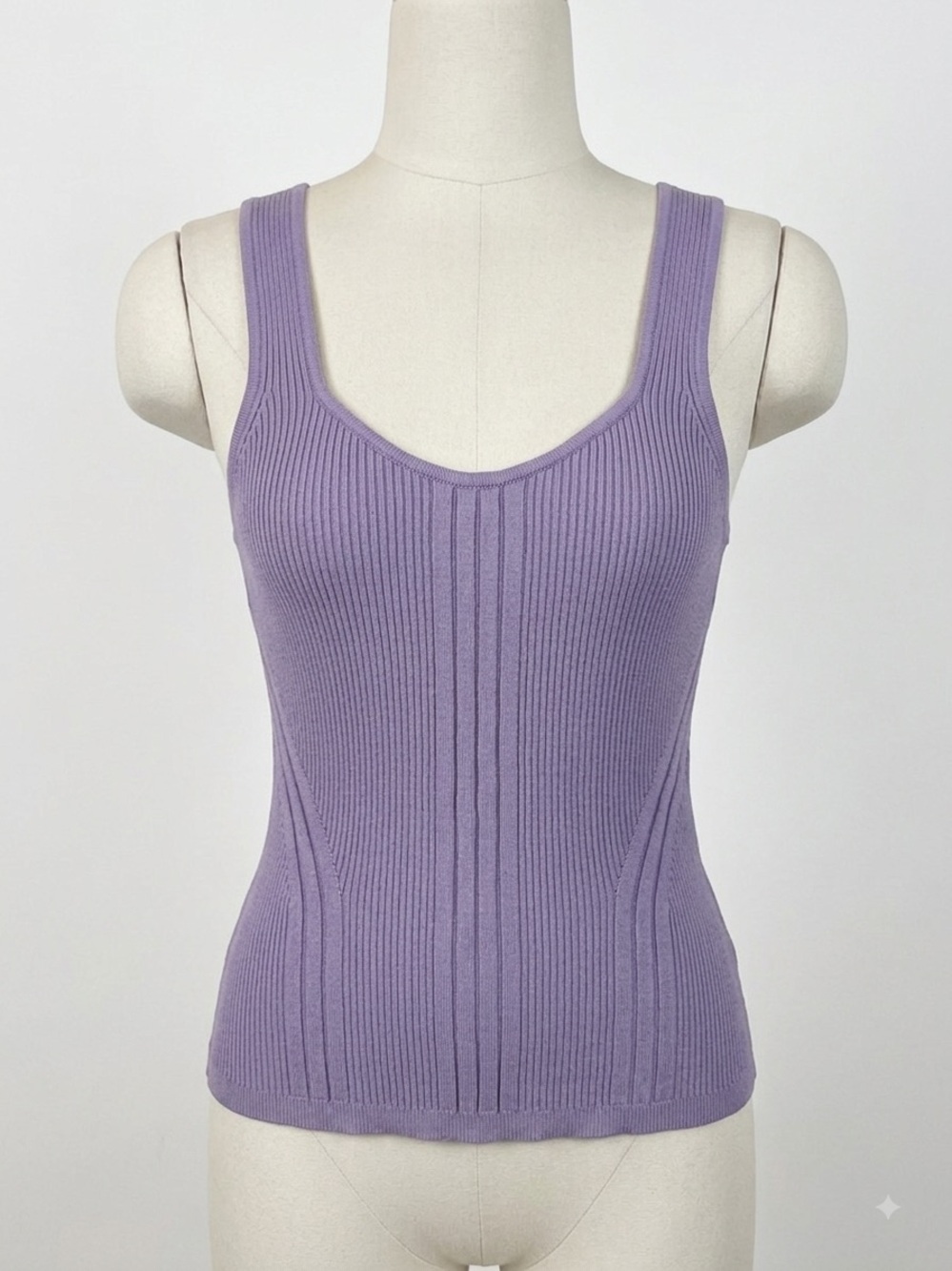 White House Black Market Lavender Ribbed Knit Tank Size M